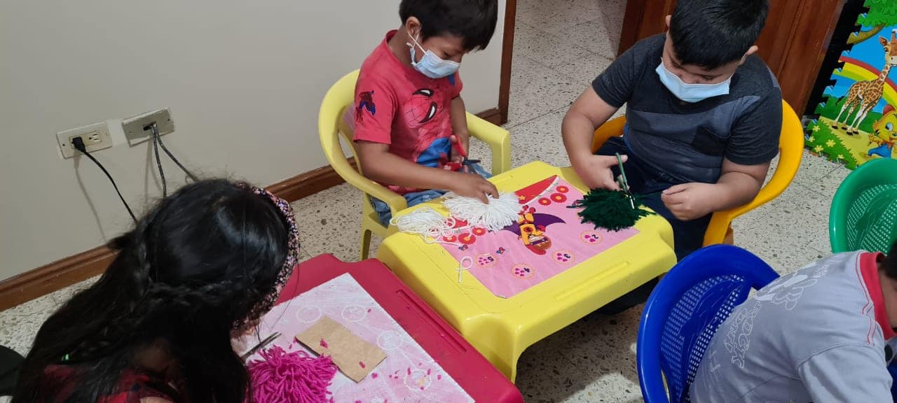 Portada del álbum Escuela Dominical Los pequeños gigantes